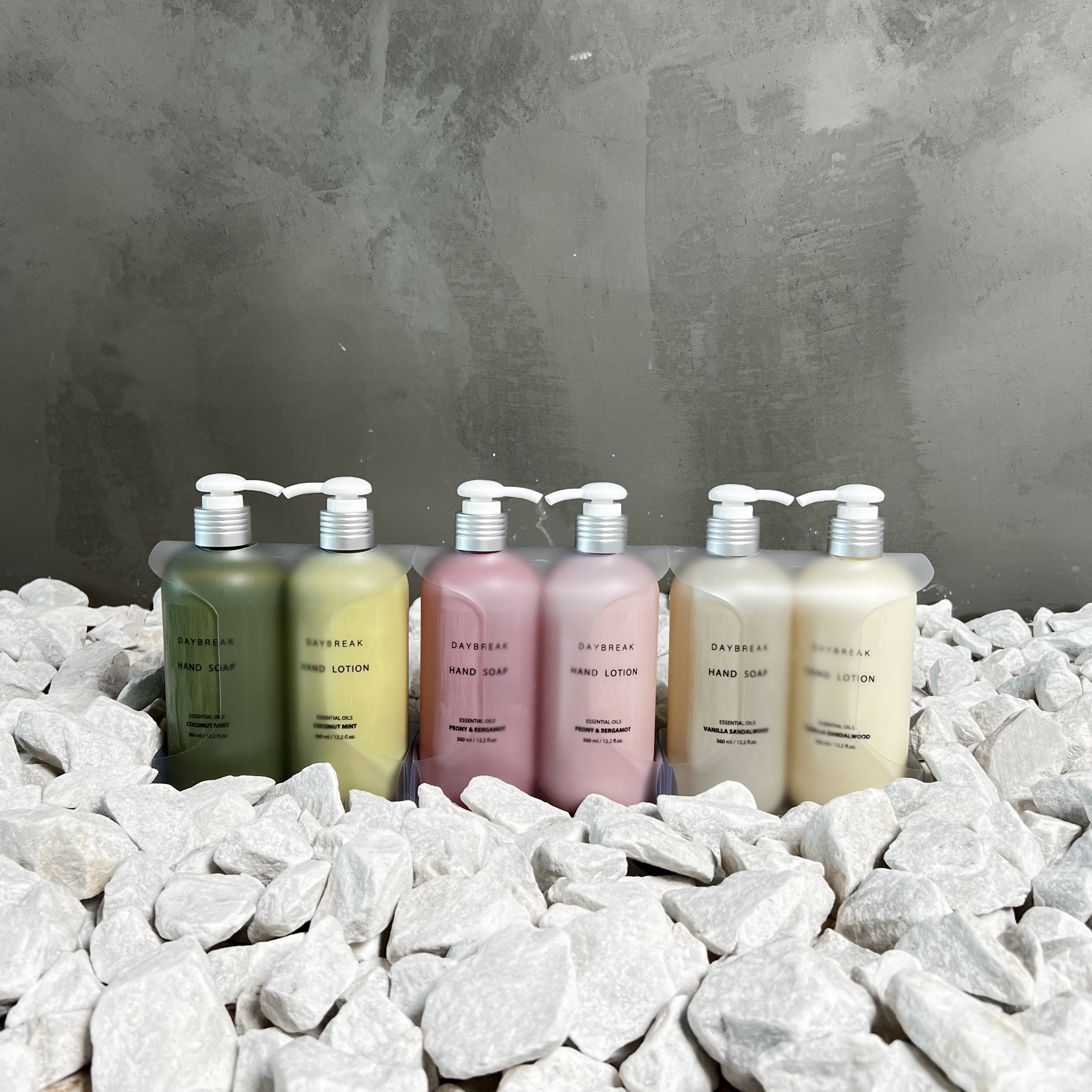 Doos à 12 stuks handzeep en handlotion (3 assorti)