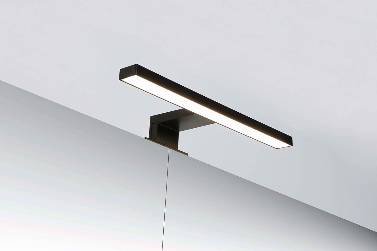 LED 007