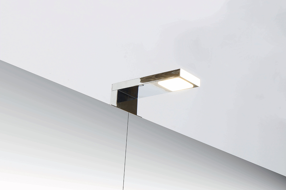 LED 001