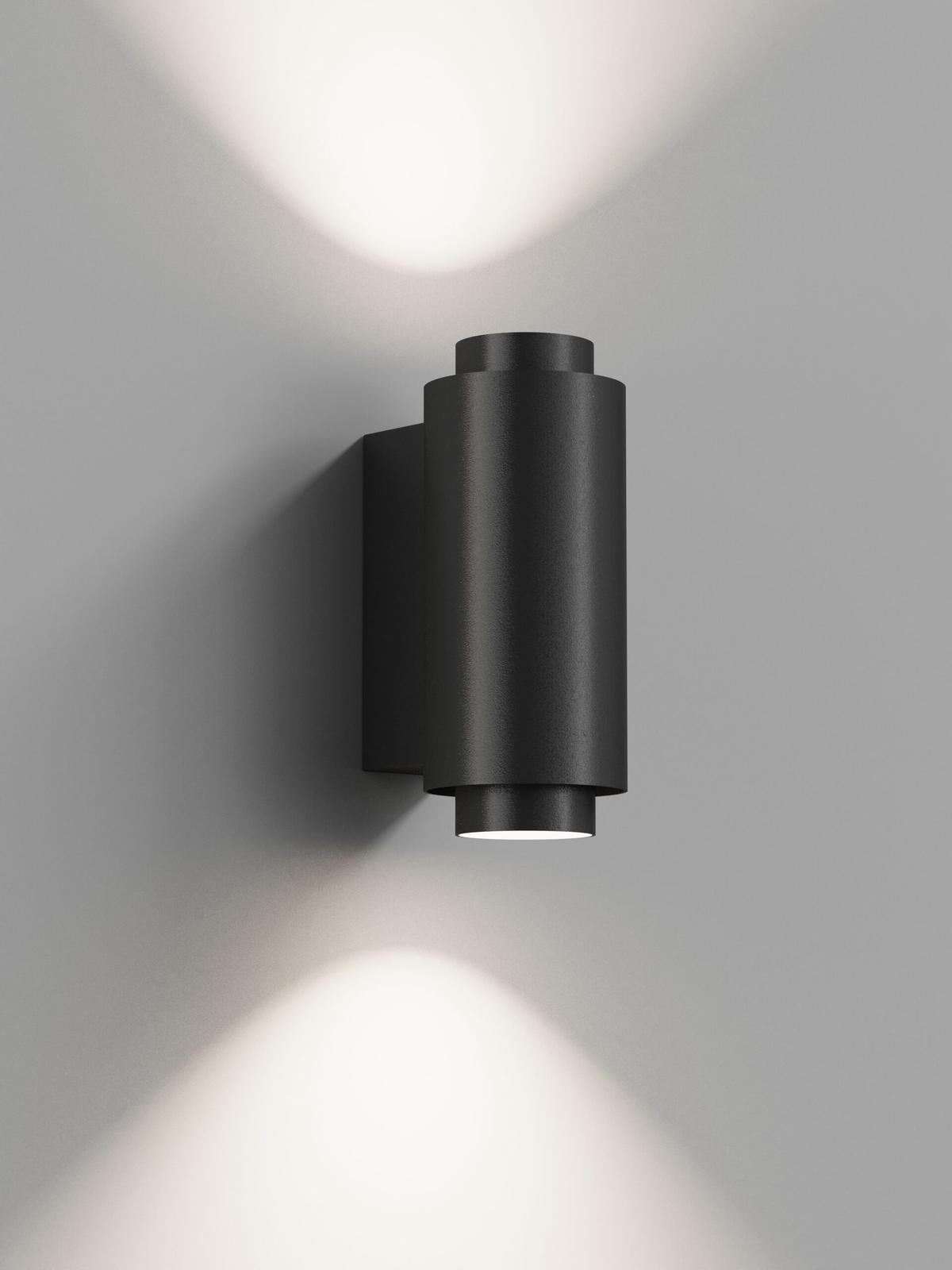 HIPP-Design WLV 04 BL wandlamp rond 7x17 cm — Mat zwart